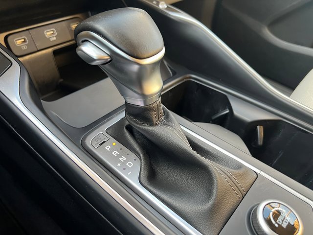 Certified 2022 Kia Sorento S image 20