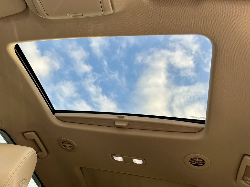 Used 2021 Buick Enclave Essence w/ Sound and Sites Package image 40