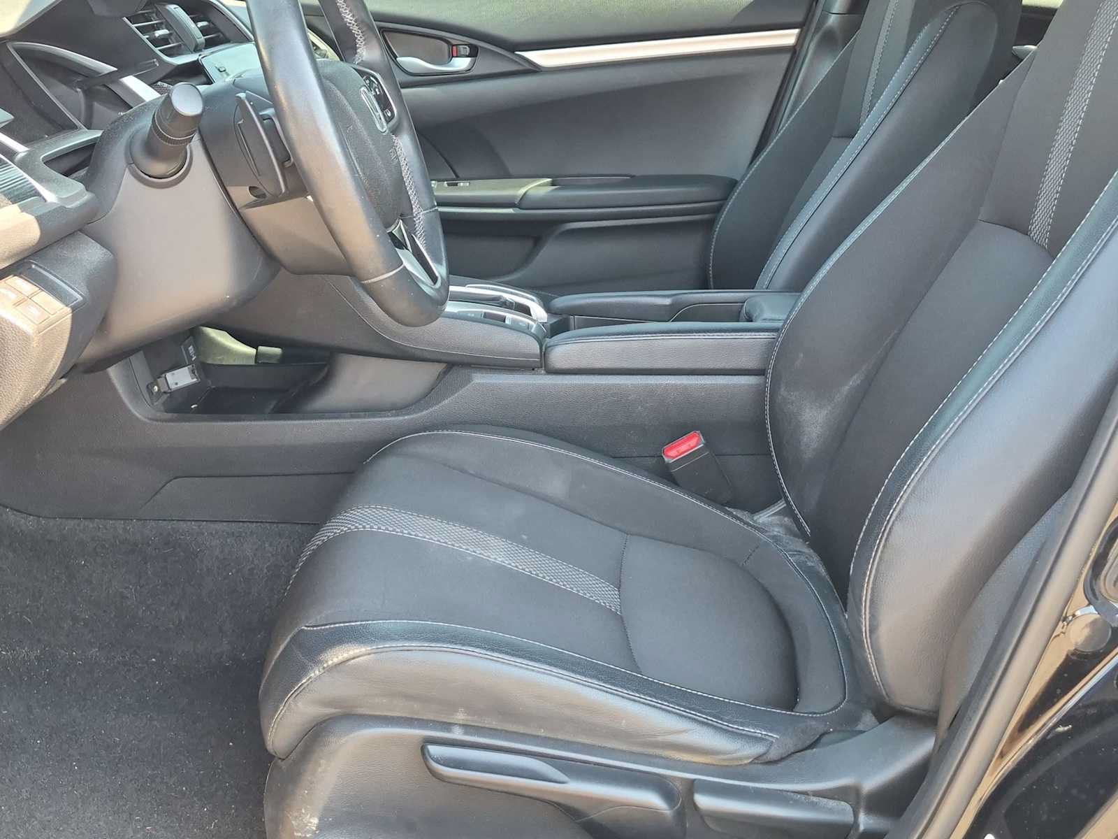 Used 2021 Honda Civic Sport image 17