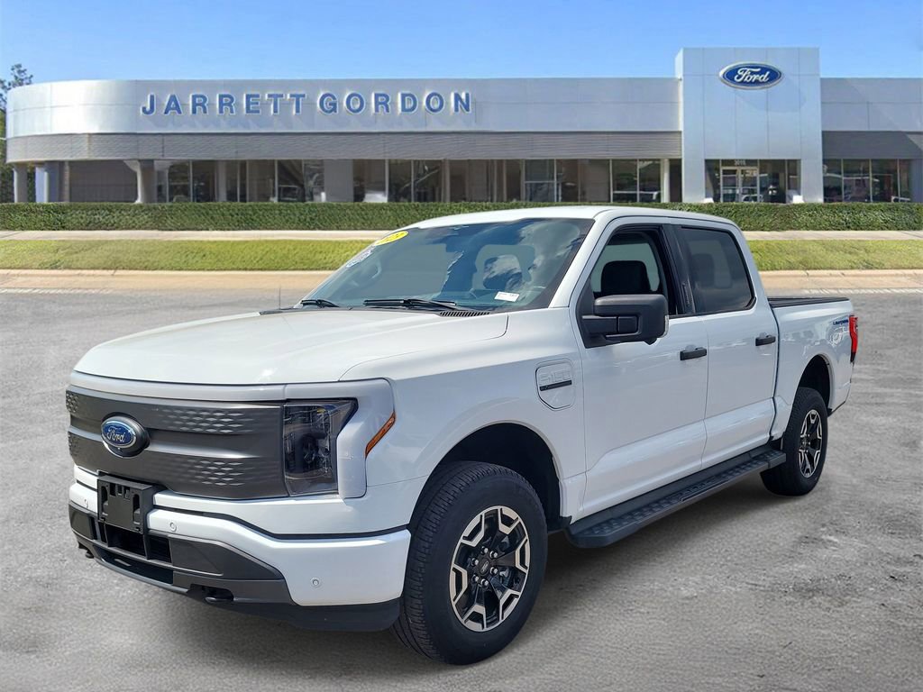 Certified 2023 Ford F150 Lightning XLT image 2