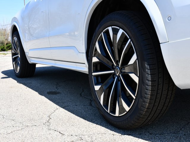 New 2026 Volvo XC90 B6 Ultra w/ Protection Package Premier AWD/4WD image 9