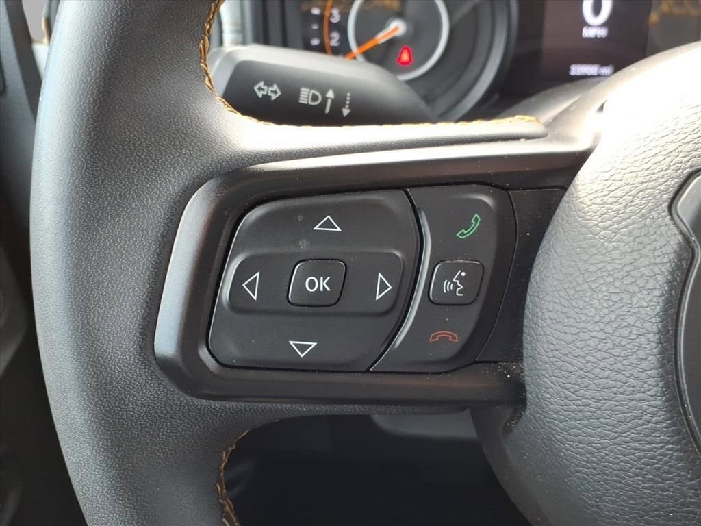 Used 2024 Jeep Wrangler Sport S image 28