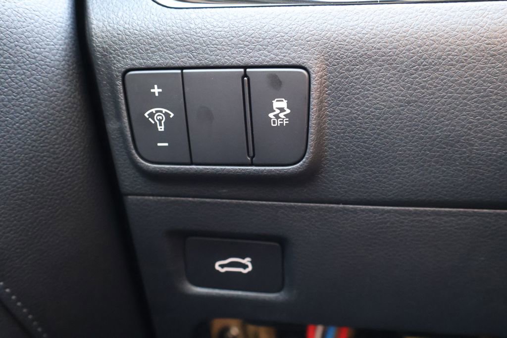 New 2026 Kia K5 GT-Line w/ GT-Line Red Interior Package image 38