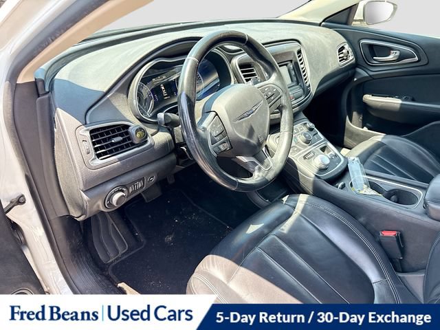 Used 2016 Chrysler 200 Limited FWD image 13