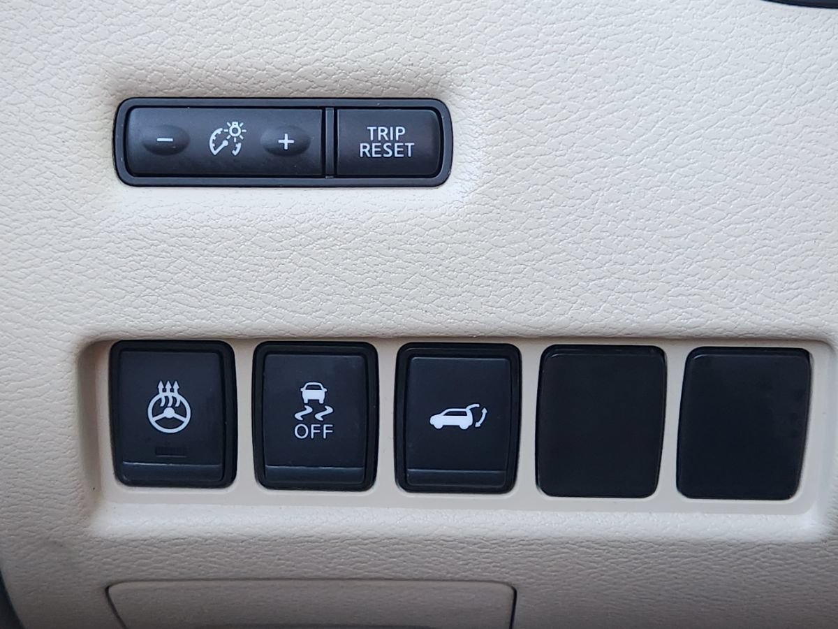 Used 2018 Nissan Murano SL w/ Moonroof Package FWD image 37