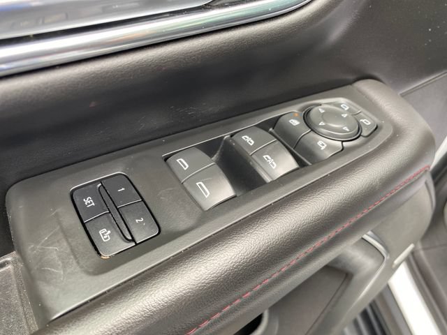Used 2022 Chevrolet Tahoe RST w/ Luxury Package AWD/4WD image 18