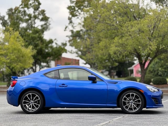 Used 2018 Subaru BRZ Premium w/ Popular Package #1 RWD image 4