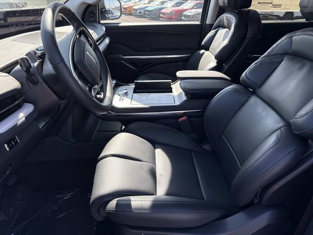 New 2026 Lincoln Navigator Premiere AWD/4WD image 22