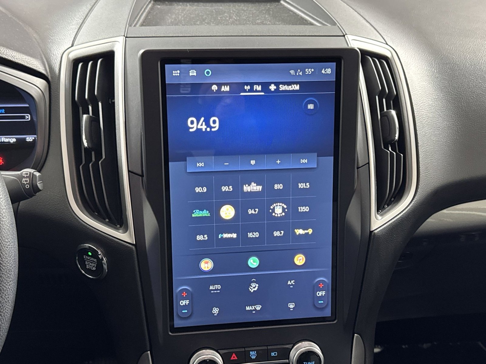 Used 2022 Ford Edge SE w/ Black Appearance Package image 18