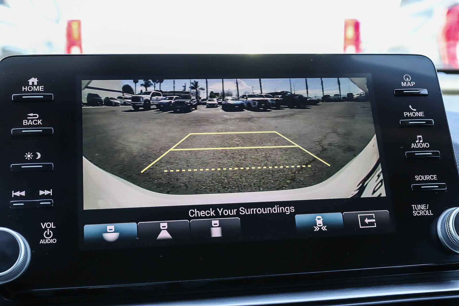 Used 2018 Honda Accord Touring image 28