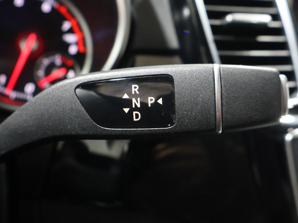 Used 2018 Mercedes-Benz GLE 350 4MATIC image 39