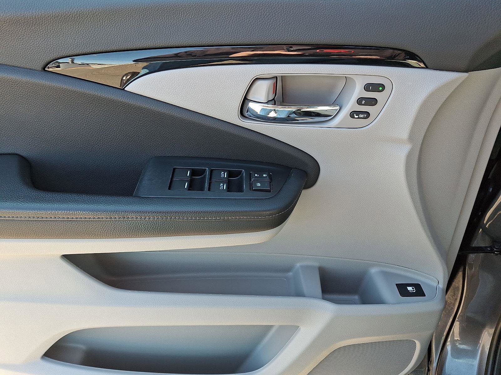 Used 2020 Honda Ridgeline RTL-E image 32