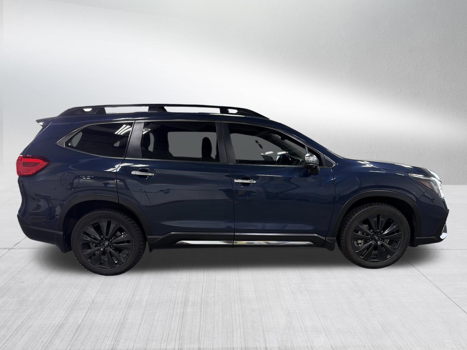 Certified 2023 Subaru Ascent Touring w/ Popular Package #2A image 8