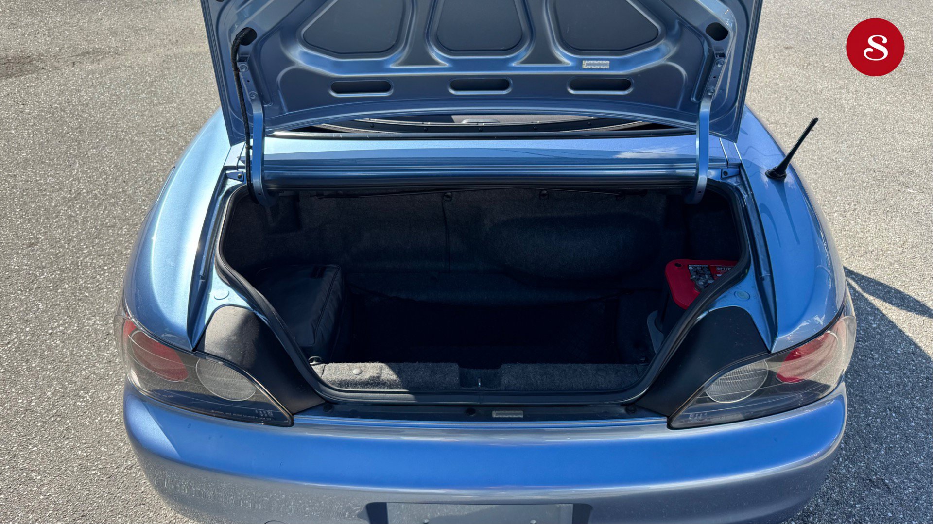 Used 2003 Honda S2000 image 8