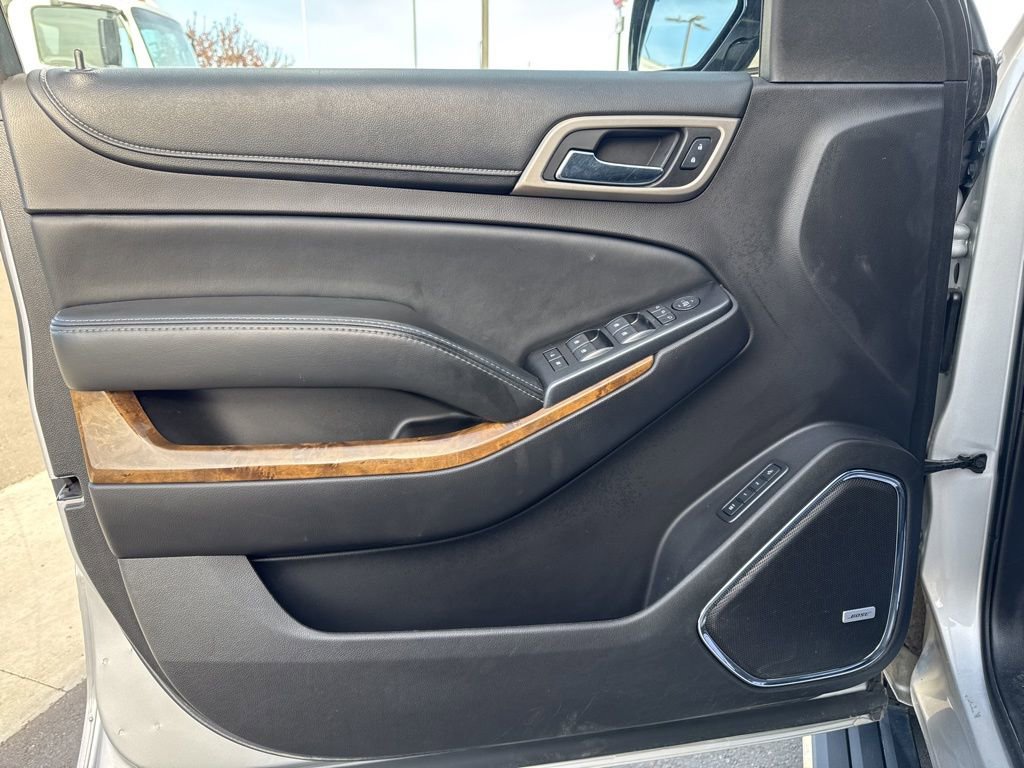 Used 2015 GMC Yukon Denali w/ Premium Package image 12