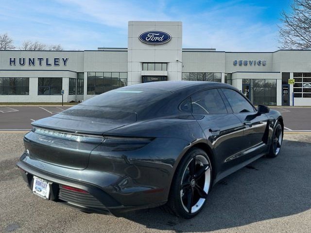 Used 2020 Porsche Taycan 4S image 7