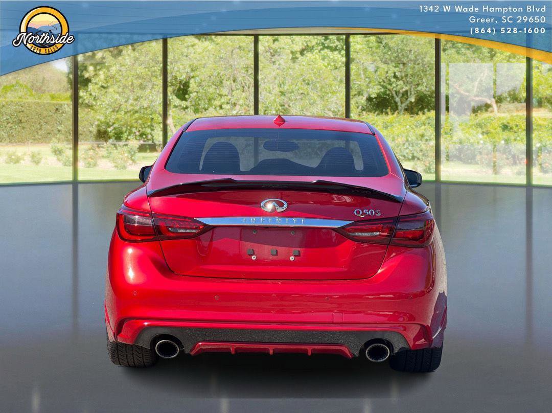 Used 2018 INFINITI Q50 Red Sport 400 w/ Sensory Package (Sport) RWD image 9