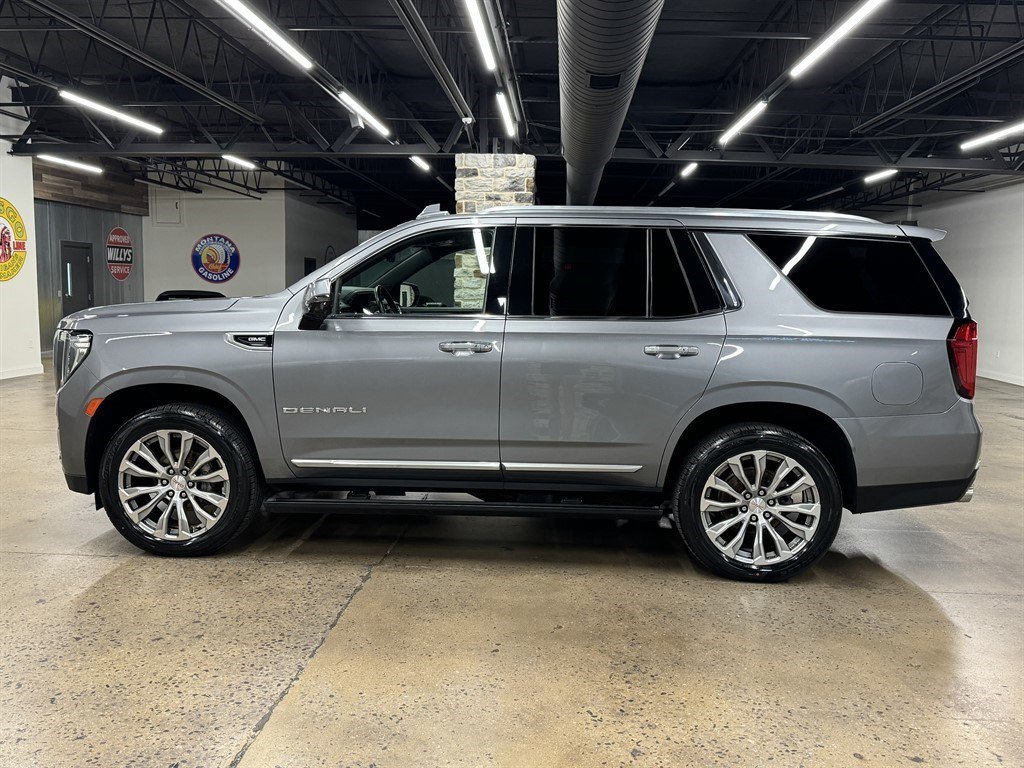 Used 2021 GMC Yukon Denali w/ Denali Ultimate Package AWD/4WD image 4