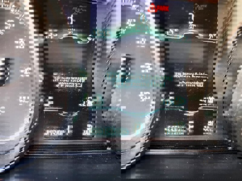 Used 2019 Land Rover Discovery Sport SE image 19