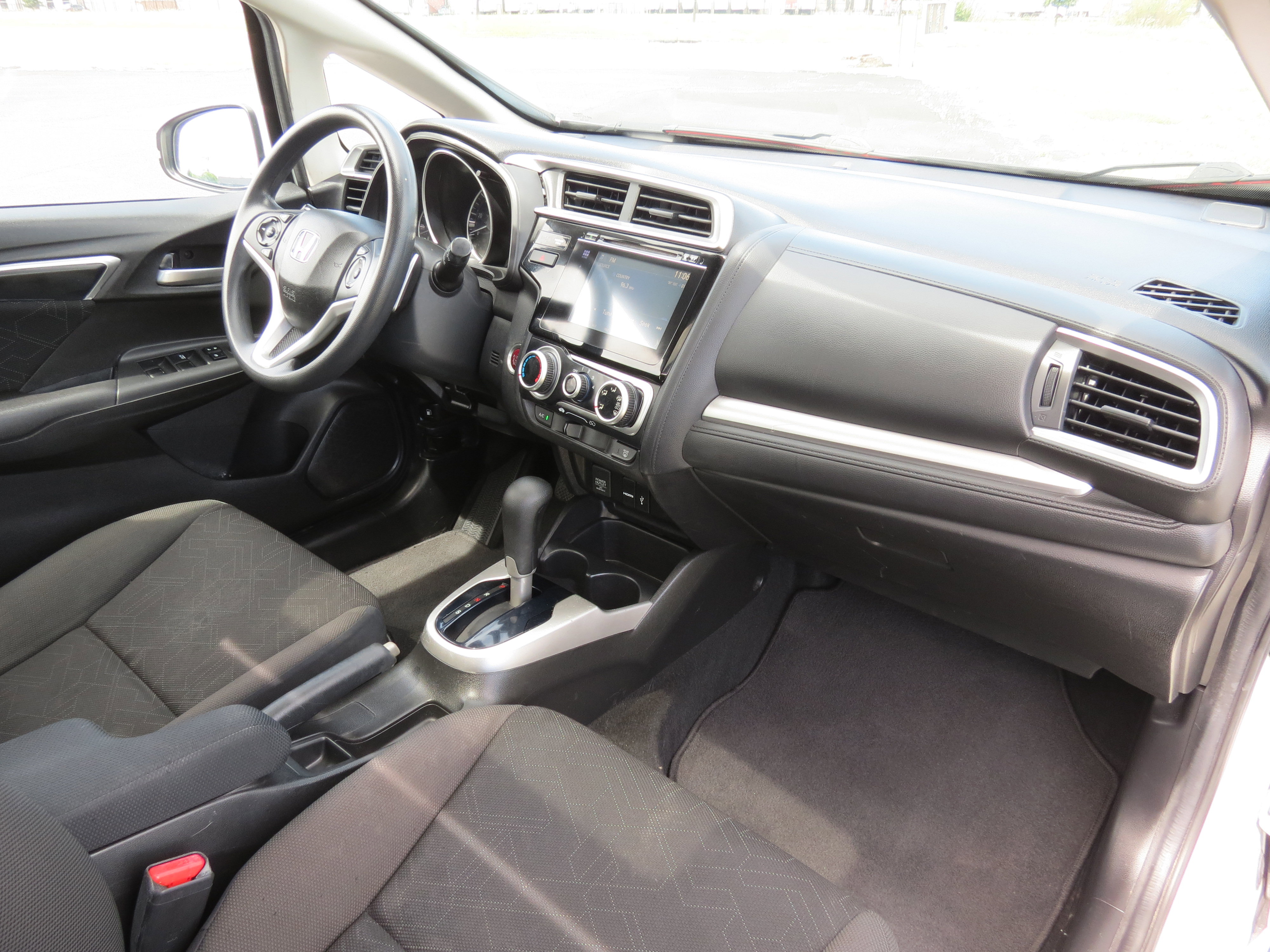 Used 2016 Honda Fit EX image 32