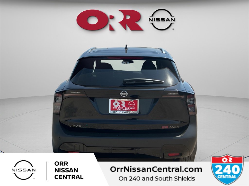 New 2025 Nissan Kicks SR w/ SR Premium Package image 6