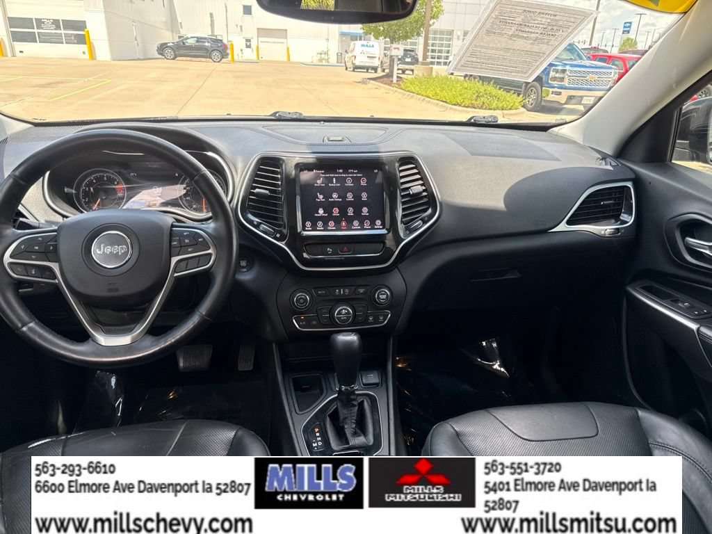 Used 2019 Jeep Cherokee Limited FWD image 23