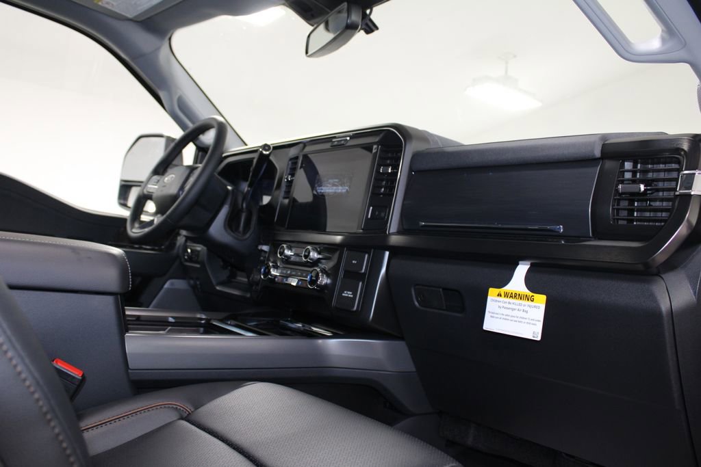 New 2026 Ford F250 Lariat w/ Black Appearance Package image 32