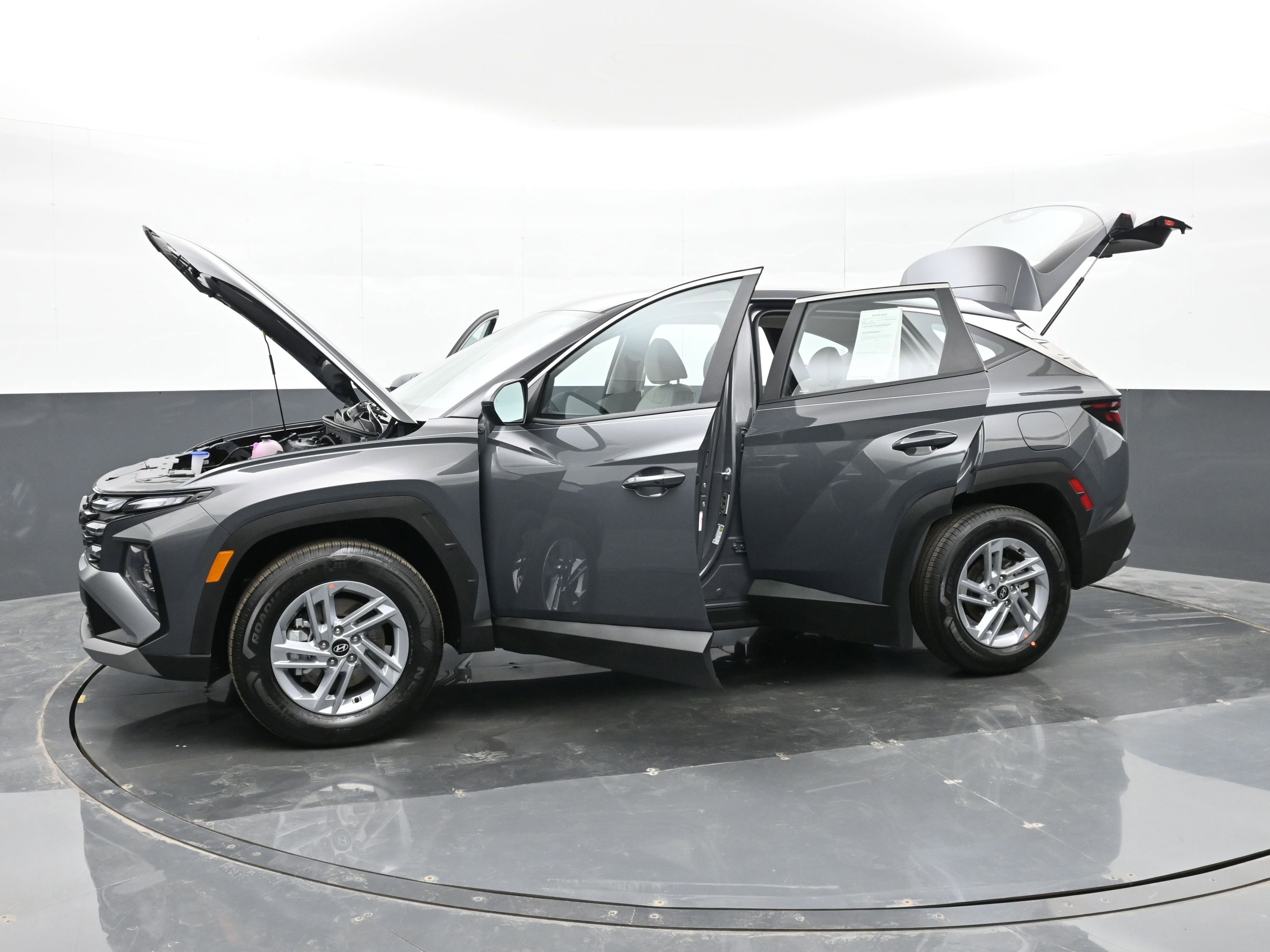 Certified 2026 Hyundai Tucson SE AWD/4WD image 48