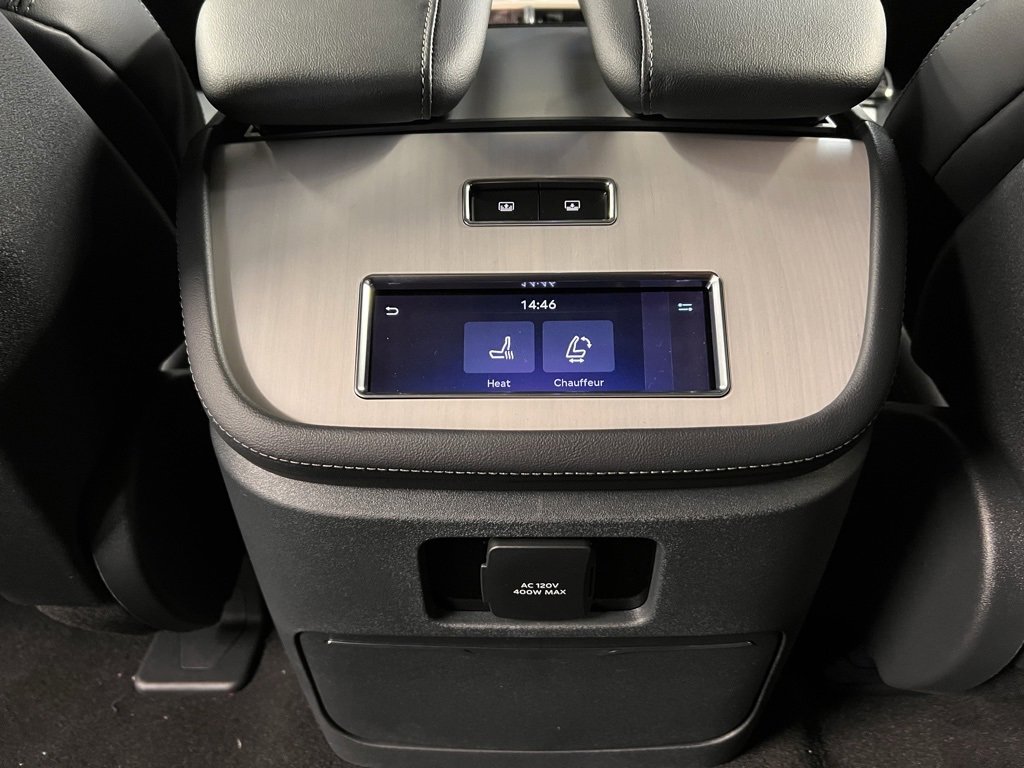 Used 2025 Lincoln Navigator Reserve w/ Jet Appearance Package image 39