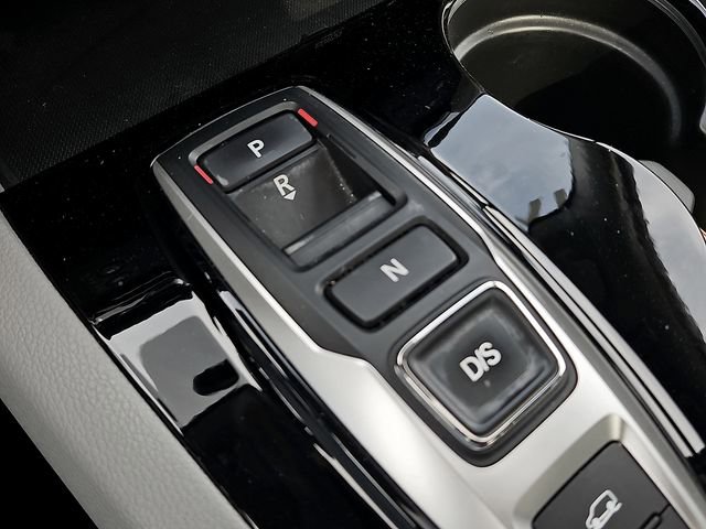 Used 2017 Honda Pilot Elite image 18