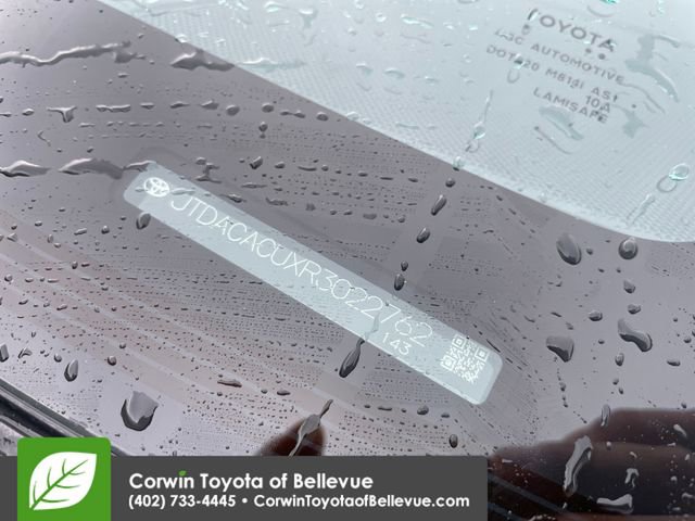 Used 2024 Toyota Prius Prime image 31