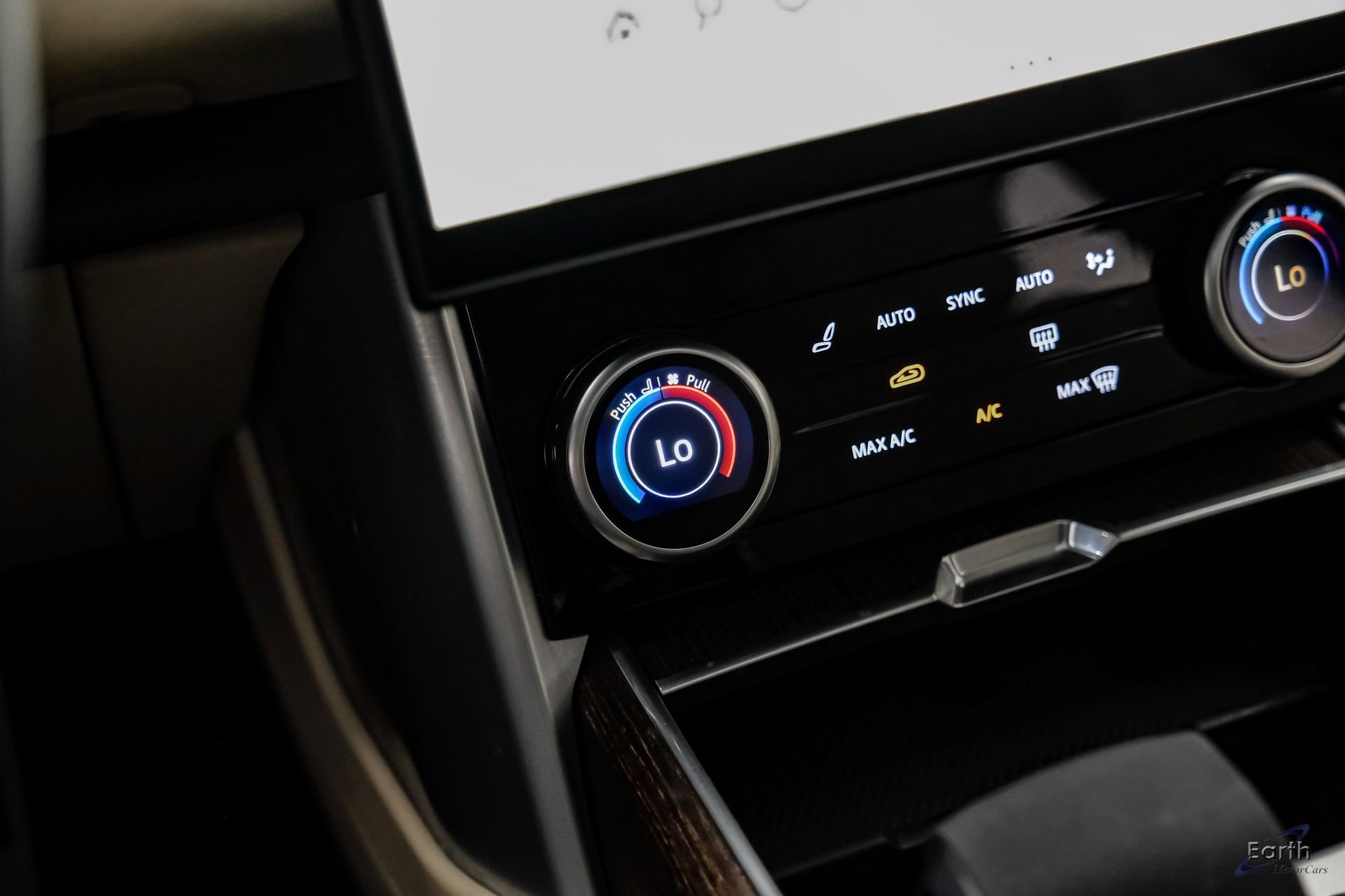 Used 2023 Land Rover Range Rover SE image 61