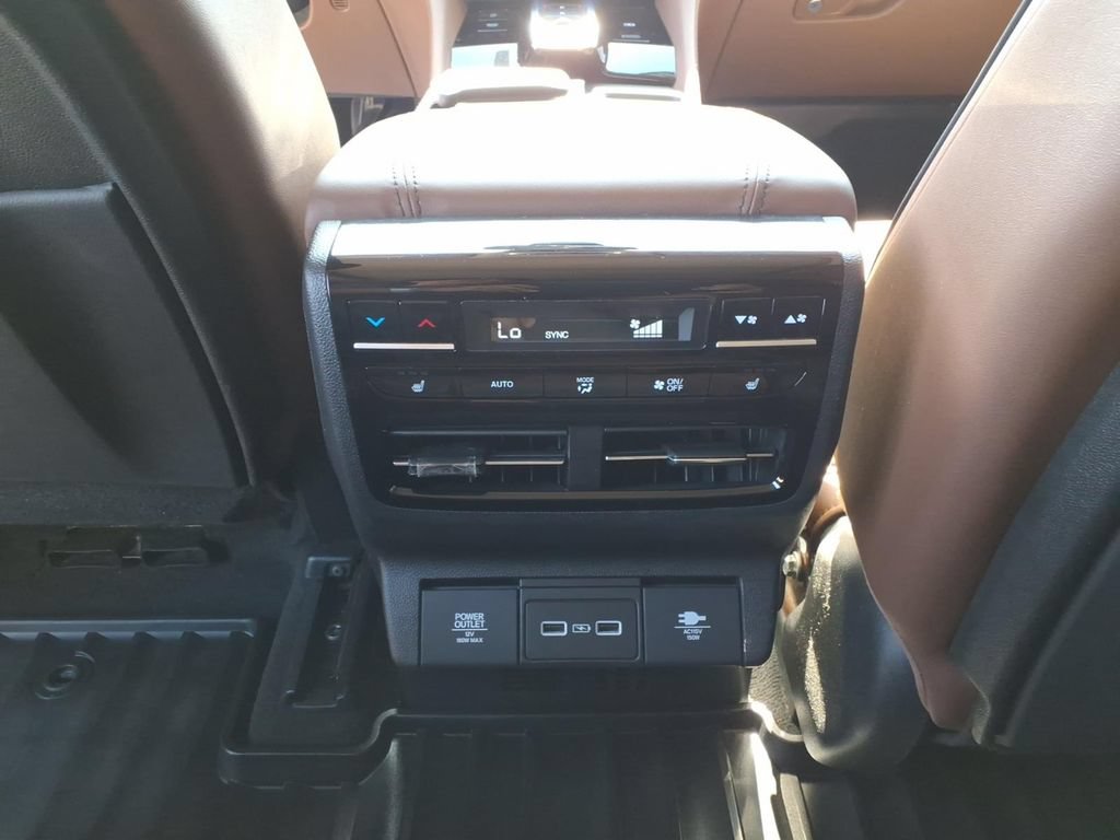Used 2022 Acura MDX w/ Advance Package AWD/4WD image 29