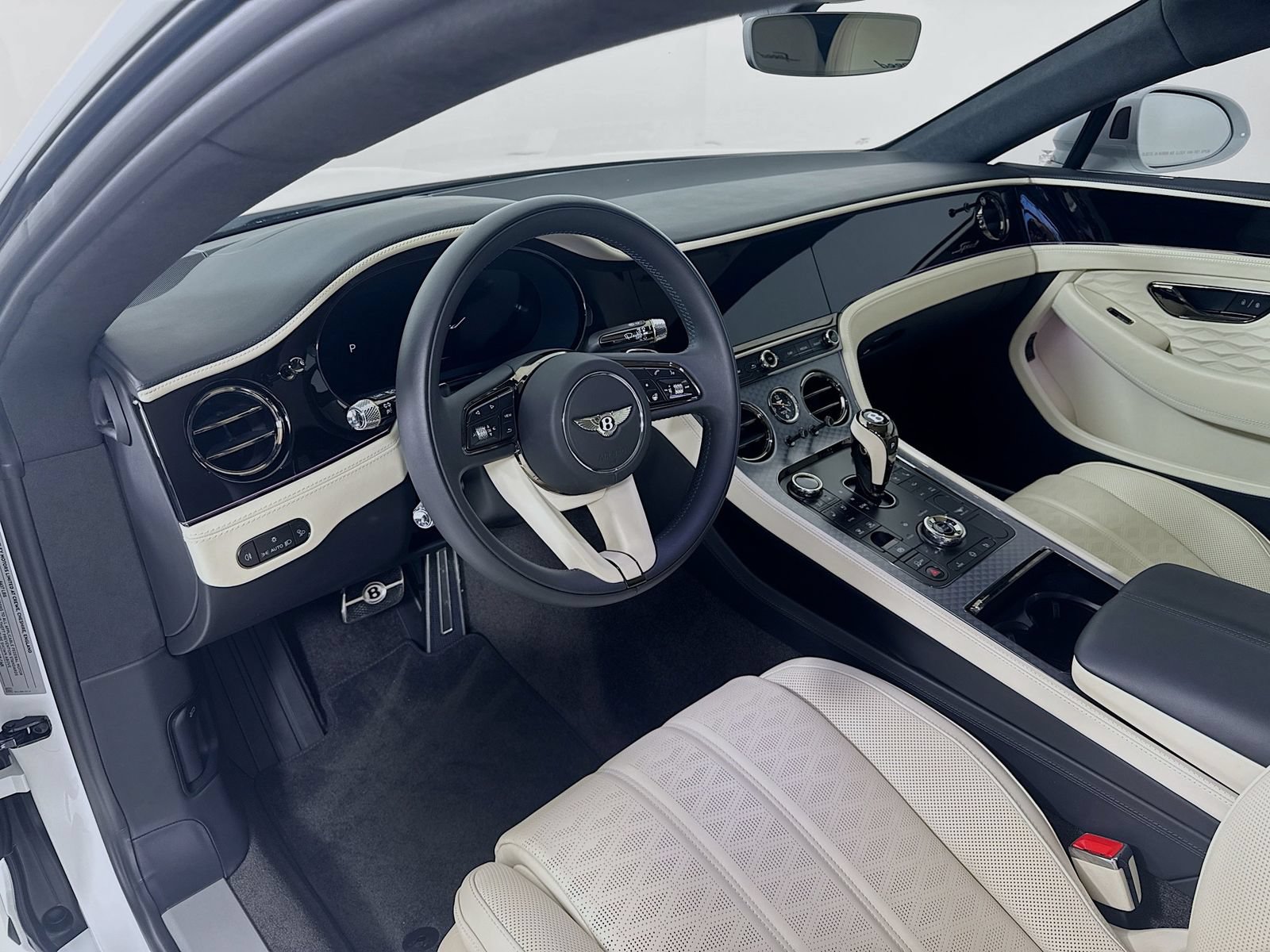 Used 2025 Bentley Continental GT Speed AWD/4WD image 11