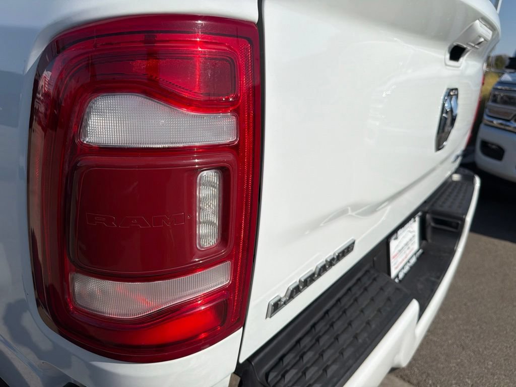 Used 2024 RAM 2500 Laramie AWD/4WD image 7