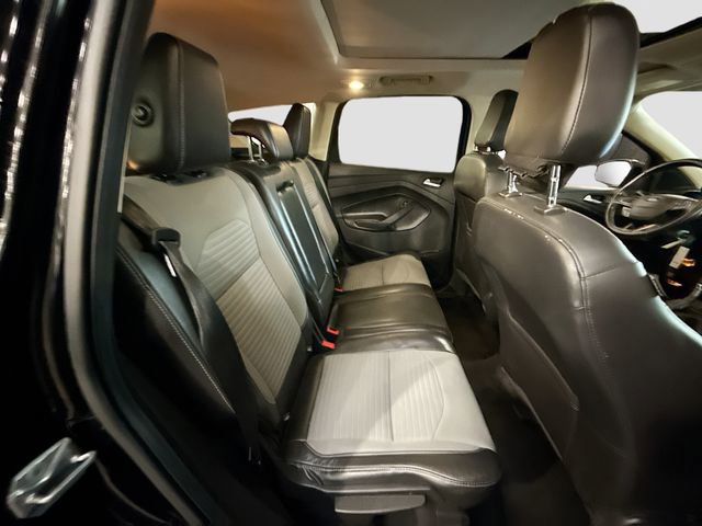 Used 2018 Ford Escape SE w/ SE Sport Appearance Package image 28