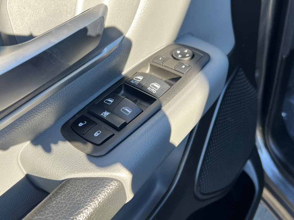 Certified 2022 RAM 1500 Big Horn image 28