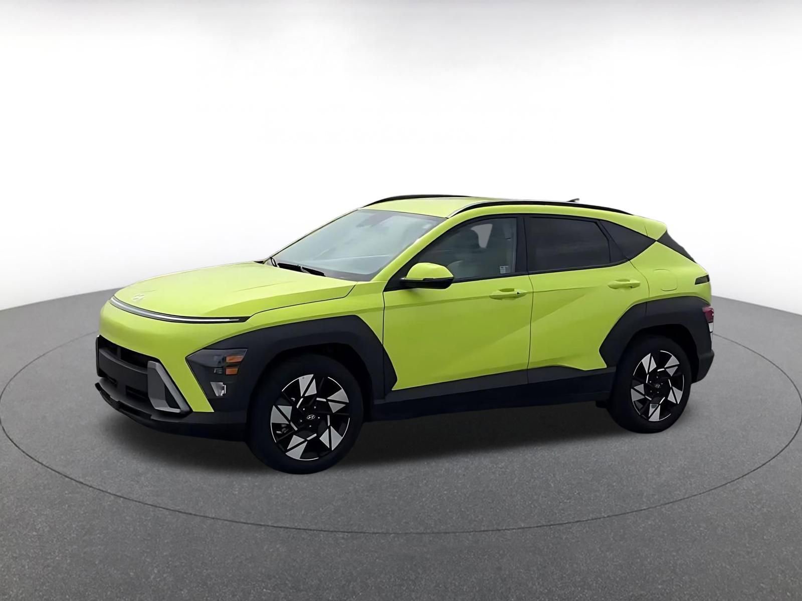 Used 2025 Hyundai Kona SEL FWD image 8