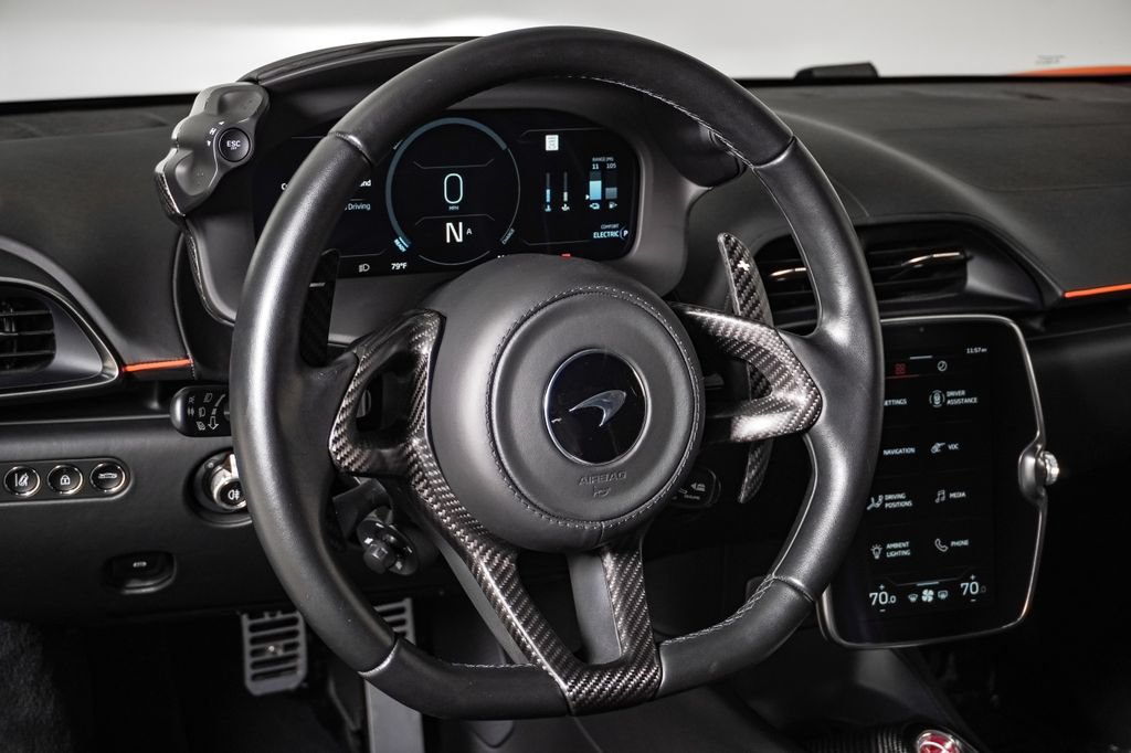 Used 2023 McLaren Artura RWD image 24