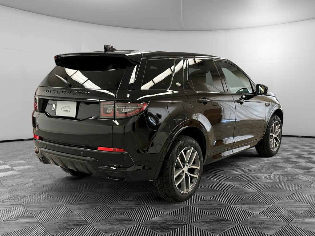 New 2026 Land Rover Discovery Sport Landmark AWD/4WD image 5