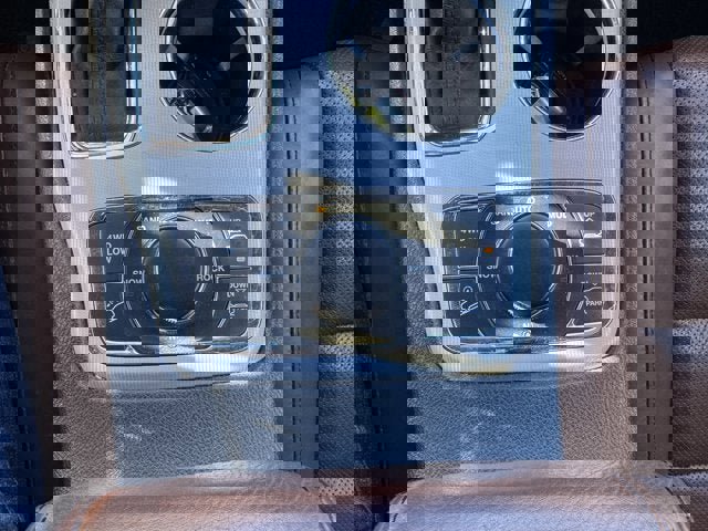 Used 2019 Jeep Grand Cherokee Summit image 30