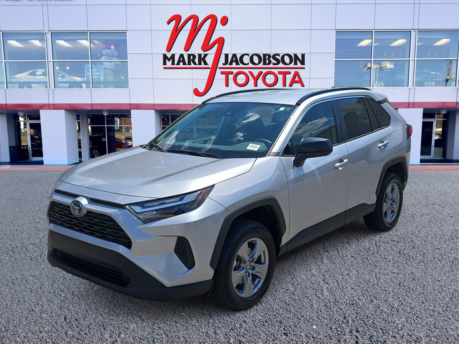 Used 2024 Toyota RAV4 LE AWD/4WD image 1