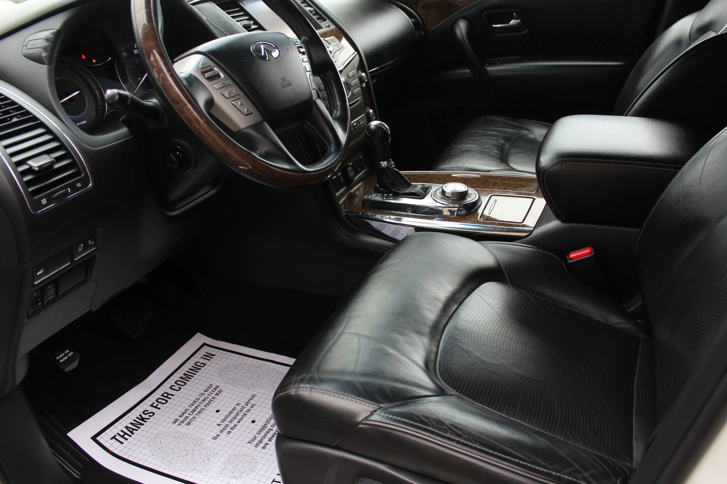 Used 2017 INFINITI QX80 4WD w/ Driver Assistance Package image 11