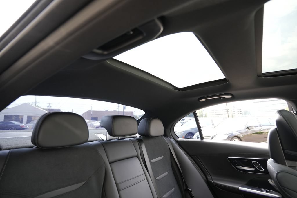Used 2024 Mercedes-Benz C 63 AMG S image 35