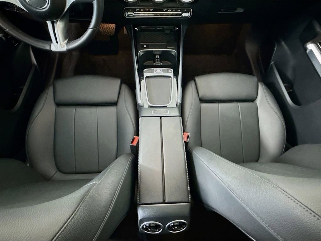 Certified 2024 Mercedes-Benz GLB 250 image 15