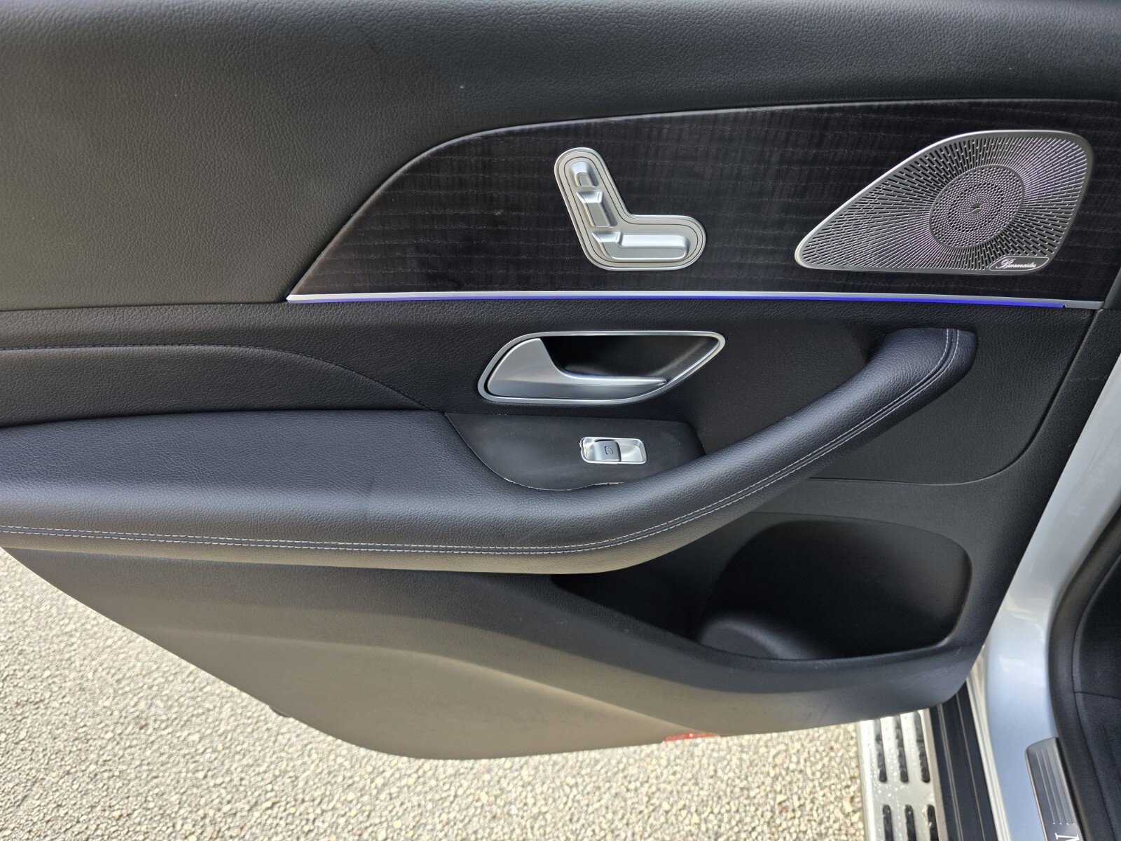 Used 2022 Mercedes-Benz GLS 450 4MATIC image 14