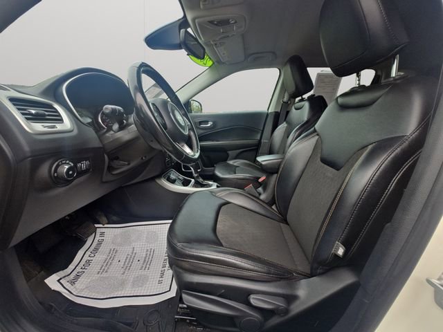 Used 2020 Jeep Compass Latitude AWD/4WD image 10