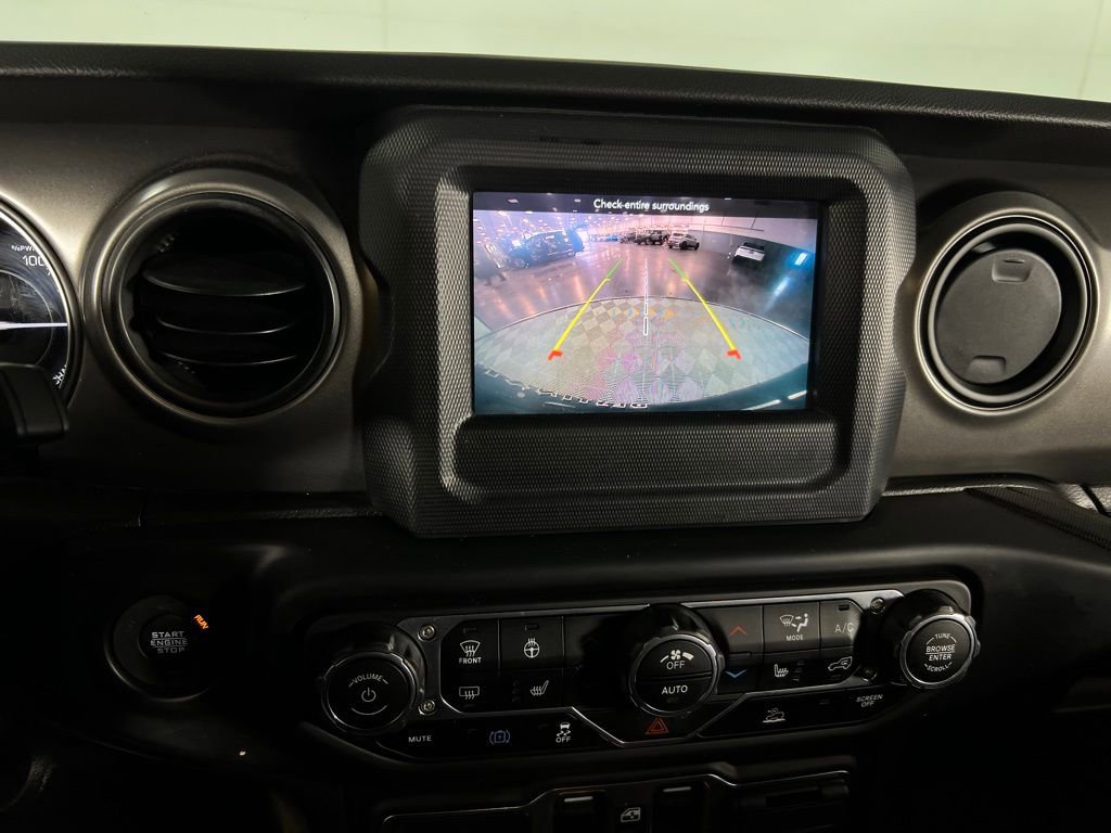 Used 2023 Jeep Wrangler Unlimited w/ Cold Weather Group image 19