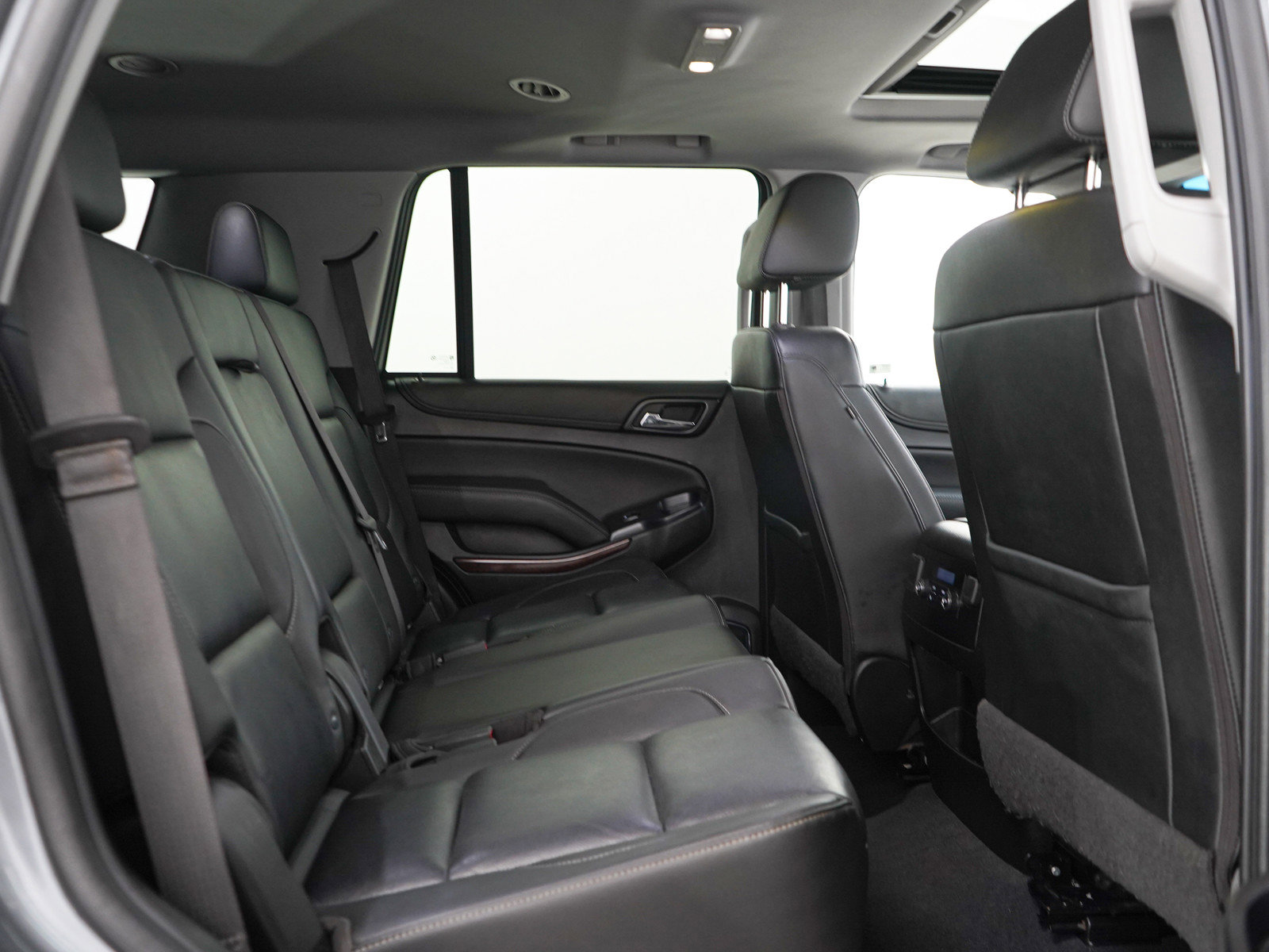 Used 2019 GMC Yukon SLT AWD/4WD image 12