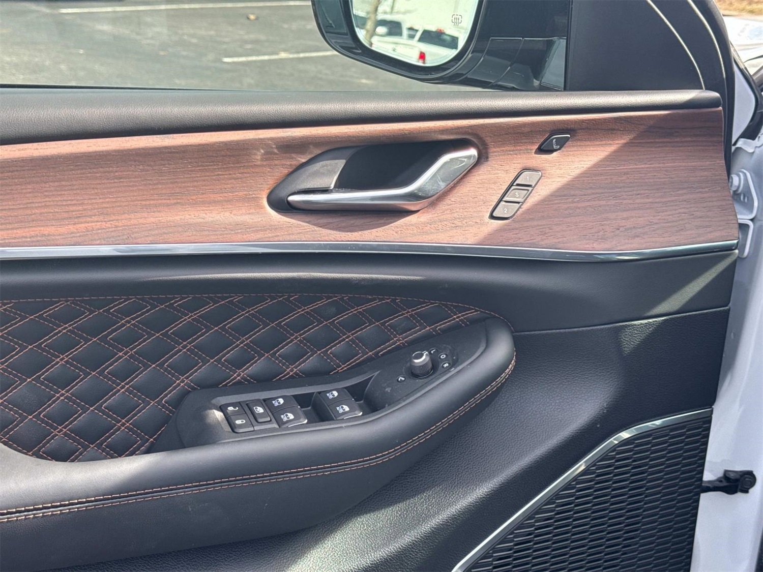 New 2025 Jeep Grand Cherokee Summit image 18